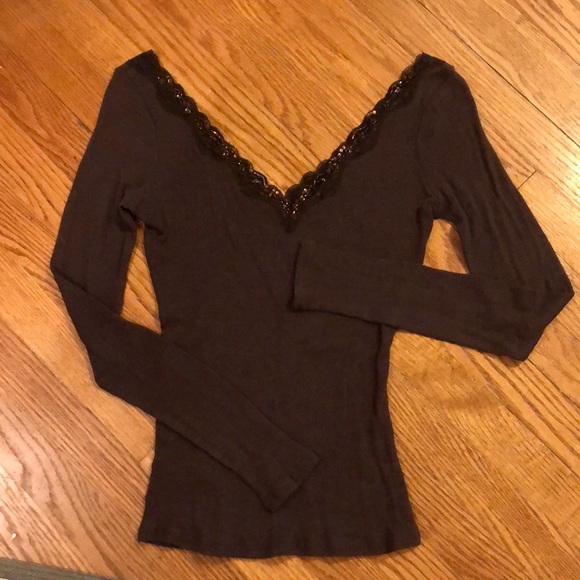Long sleeve top. - Picture 1 of 3